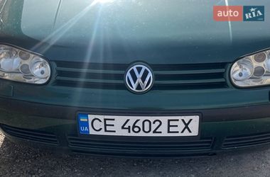 Универсал Volkswagen Golf 2002 в Вижнице