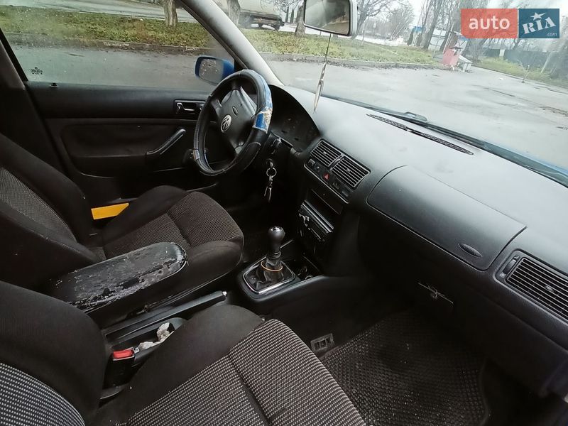 Хетчбек Volkswagen Golf 1998 в Хмельницькому