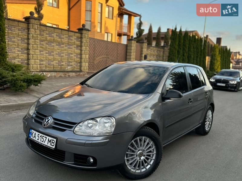 Хэтчбек Volkswagen Golf 2007 в Ровно