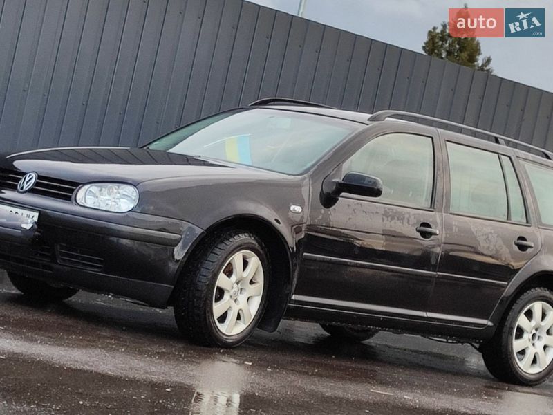 Volkswagen Golf 2004