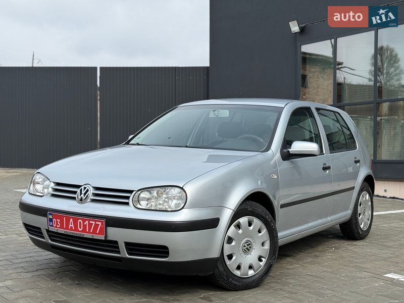 Хэтчбек Volkswagen Golf 2003 в Тернополе