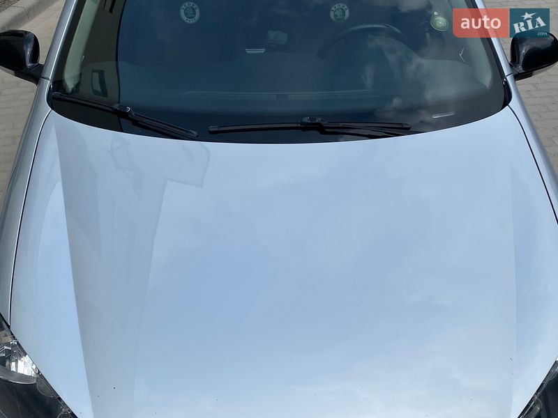 Универсал Volkswagen Golf 2012 в Львове