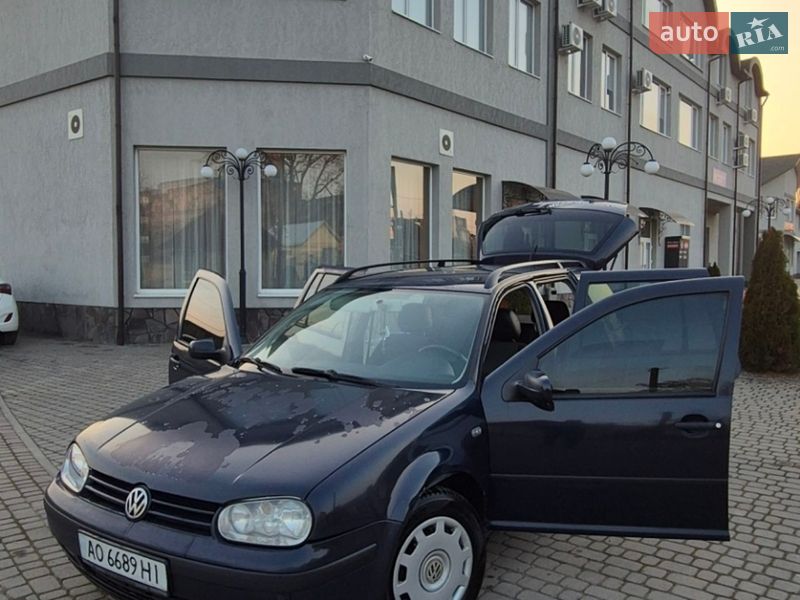 Volkswagen Golf 2003