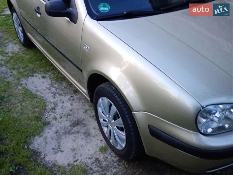 Volkswagen Golf 2001