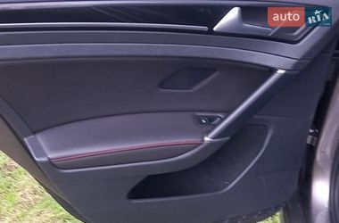 Хэтчбек Volkswagen Golf 2013 в Ромнах