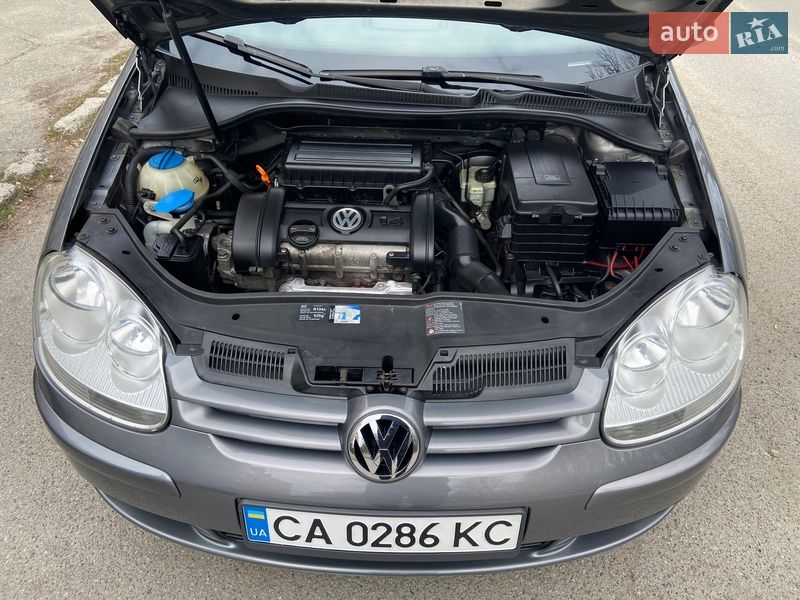 Хэтчбек Volkswagen Golf 2007 в Корсуне-Шевченковском