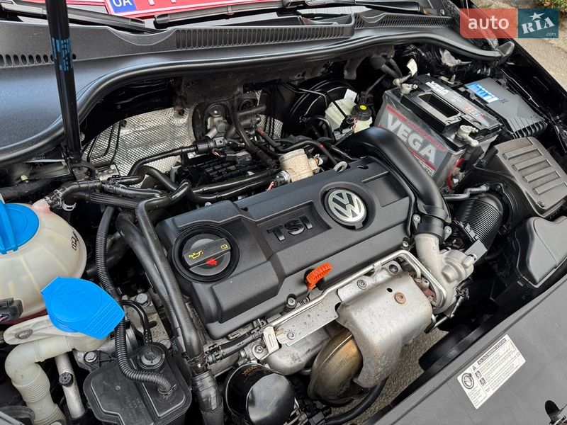 Хэтчбек Volkswagen Golf 2009 в Умани