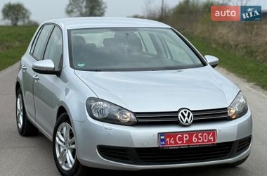 Хэтчбек Volkswagen Golf 2009 в Львове