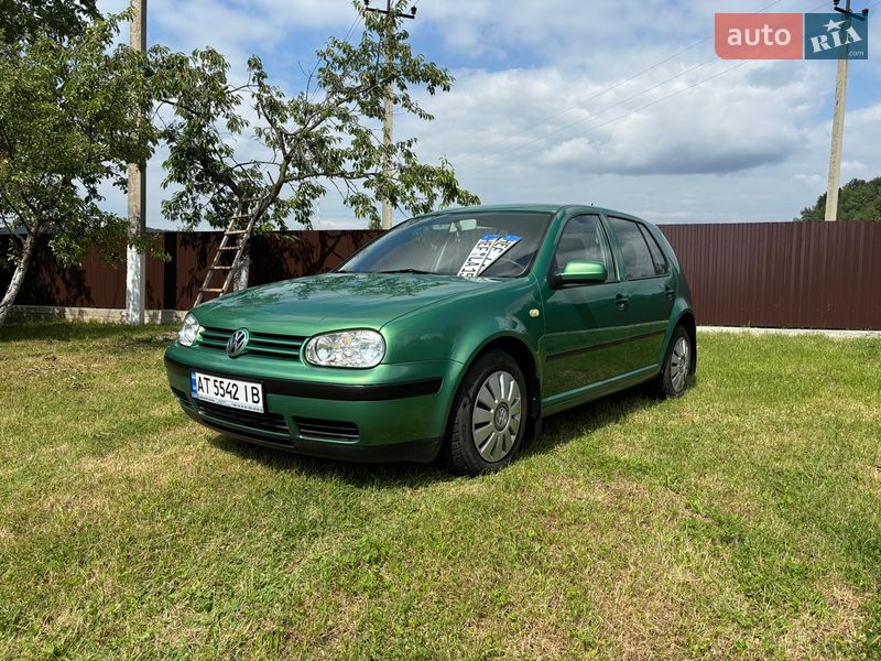 Volkswagen Golf 2000