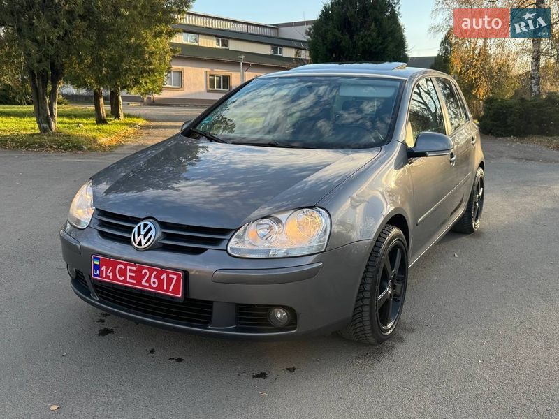 Хэтчбек Volkswagen Golf 2007 в Надворной
