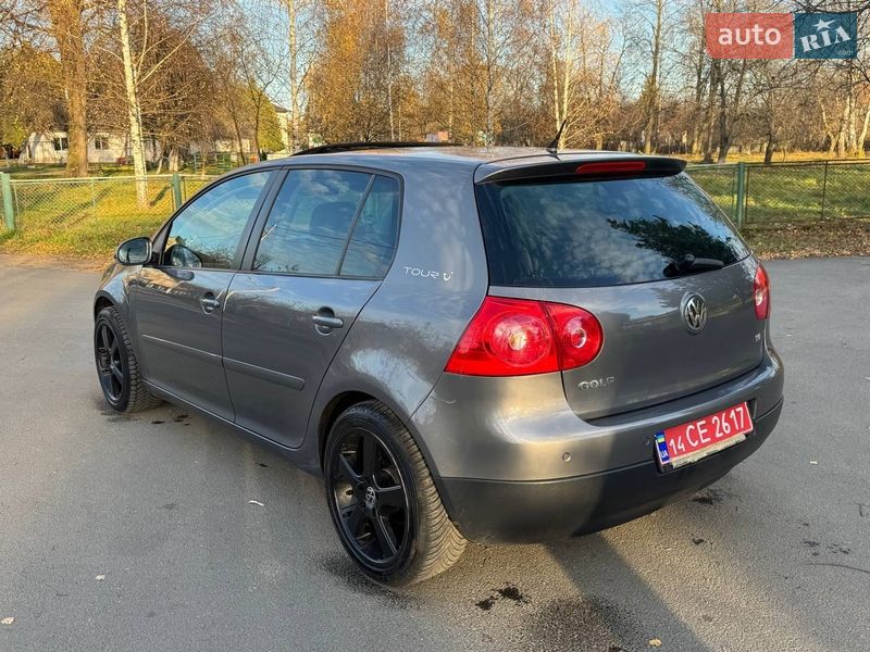 Хэтчбек Volkswagen Golf 2007 в Надворной