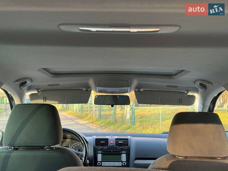 Хэтчбек Volkswagen Golf 2007 в Надворной