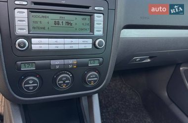 Хэтчбек Volkswagen Golf 2007 в Надворной