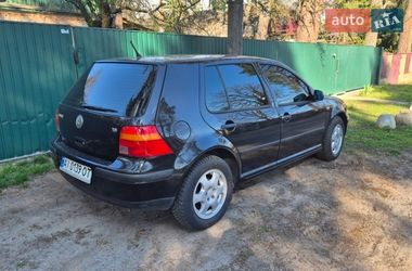 Хэтчбек Volkswagen Golf 2001 в Буче