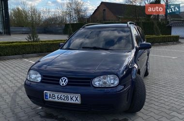 Універсал Volkswagen Golf 2000 в Вінниці