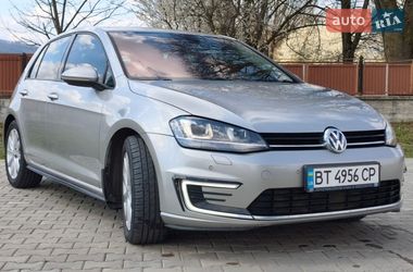Хэтчбек Volkswagen Golf 2013 в Киеве