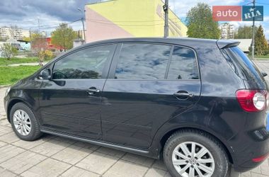 Хэтчбек Volkswagen Golf 2013 в Киеве