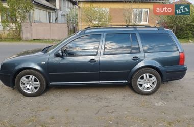 Универсал Volkswagen Golf 2001 в Ужгороде
