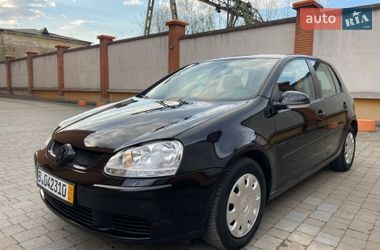 Хетчбек Volkswagen Golf 2005 в Коломиї