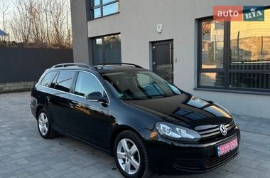 Універсал Volkswagen Golf 2012 в Рівному