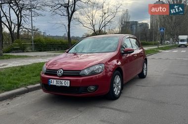 Хэтчбек Volkswagen Golf 2012 в Киеве