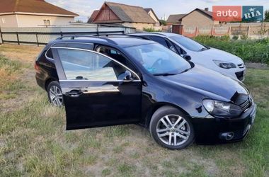 Універсал Volkswagen Golf 2011 в Вараші