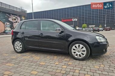 Хетчбек Volkswagen Golf 2008 в Луцьку