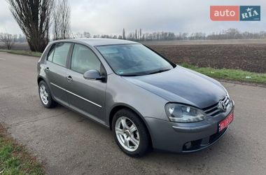 Хэтчбек Volkswagen Golf 2008 в Барышевке
