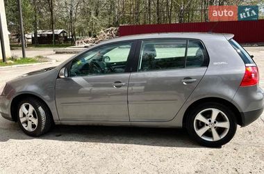 Хетчбек Volkswagen Golf 2006 в Бершаді