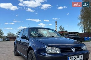 Хетчбек Volkswagen Golf 2000 в Рівному