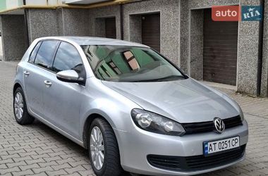 Хетчбек Volkswagen Golf 2010 в Івано-Франківську
