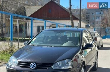 Універсал Volkswagen Golf 2004 в Звягелі