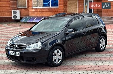 Хэтчбек Volkswagen Golf 2006 в Запорожье