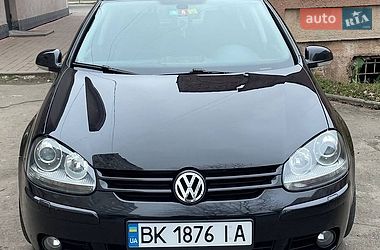 Хэтчбек Volkswagen Golf 2006 в Львове