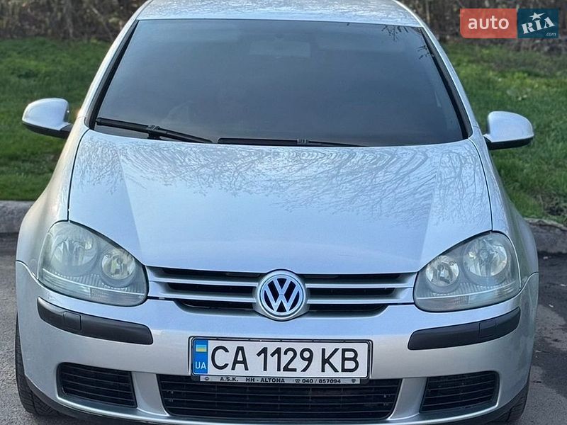 Volkswagen Golf 2004