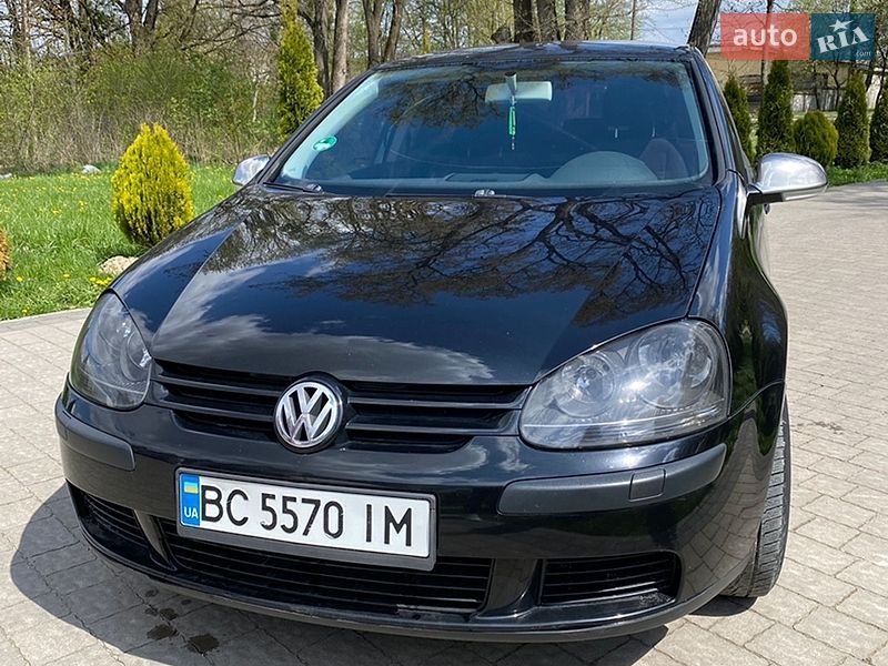 Volkswagen Golf 2004