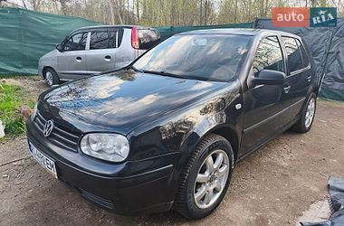 Хетчбек Volkswagen Golf 2001 в Житомирі