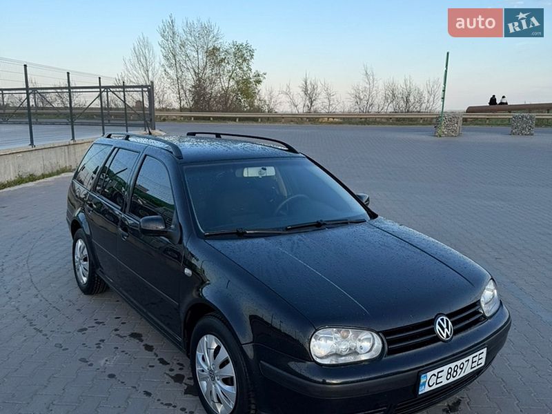 Volkswagen Golf 2002