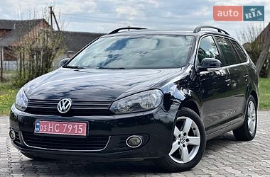 Универсал Volkswagen Golf 2010 в Луцке