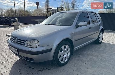 Хэтчбек Volkswagen Golf 2002 в Баре