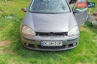 Хэтчбек Volkswagen Golf 2005 в Львове