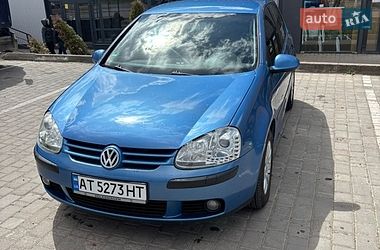 Хетчбек Volkswagen Golf 2004 в Івано-Франківську