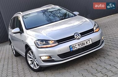 Універсал Volkswagen Golf 2016 в Дрогобичі