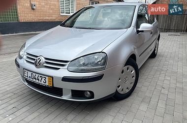 Хетчбек Volkswagen Golf 2004 в Умані