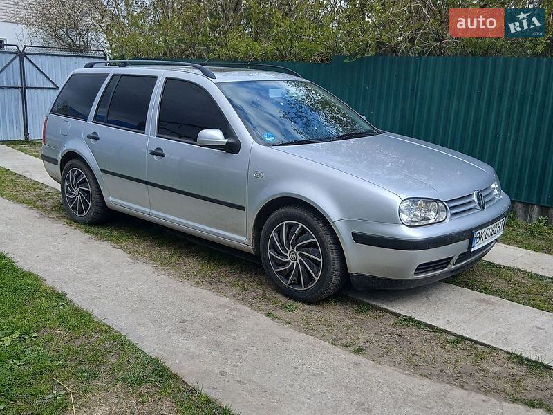 Volkswagen Golf 2001