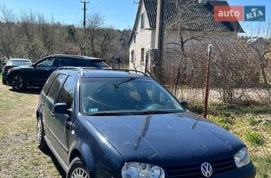 Універсал Volkswagen Golf 2000 в Львові