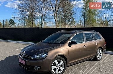 Универсал Volkswagen Golf 2012 в Ровно