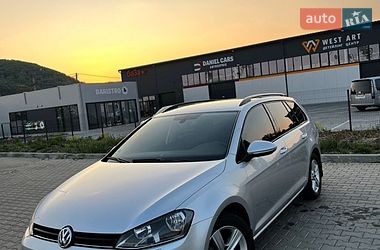 Універсал Volkswagen Golf 2013 в Мукачевому