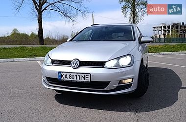 Универсал Volkswagen Golf 2015 в Киеве