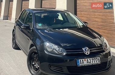Хэтчбек Volkswagen Golf 2009 в Виннице